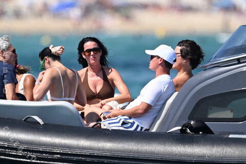 Katy Perry nude photo 77