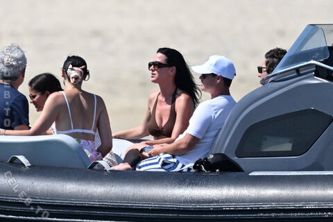 Katy Perry nude photo 76