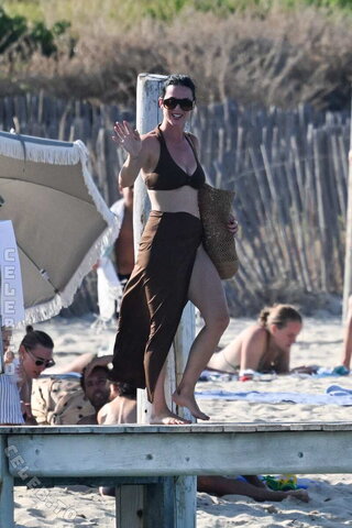 Katy Perry nude photo 74