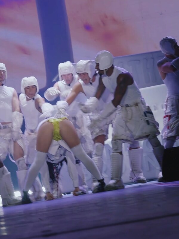 Katy Perry nude photo 10