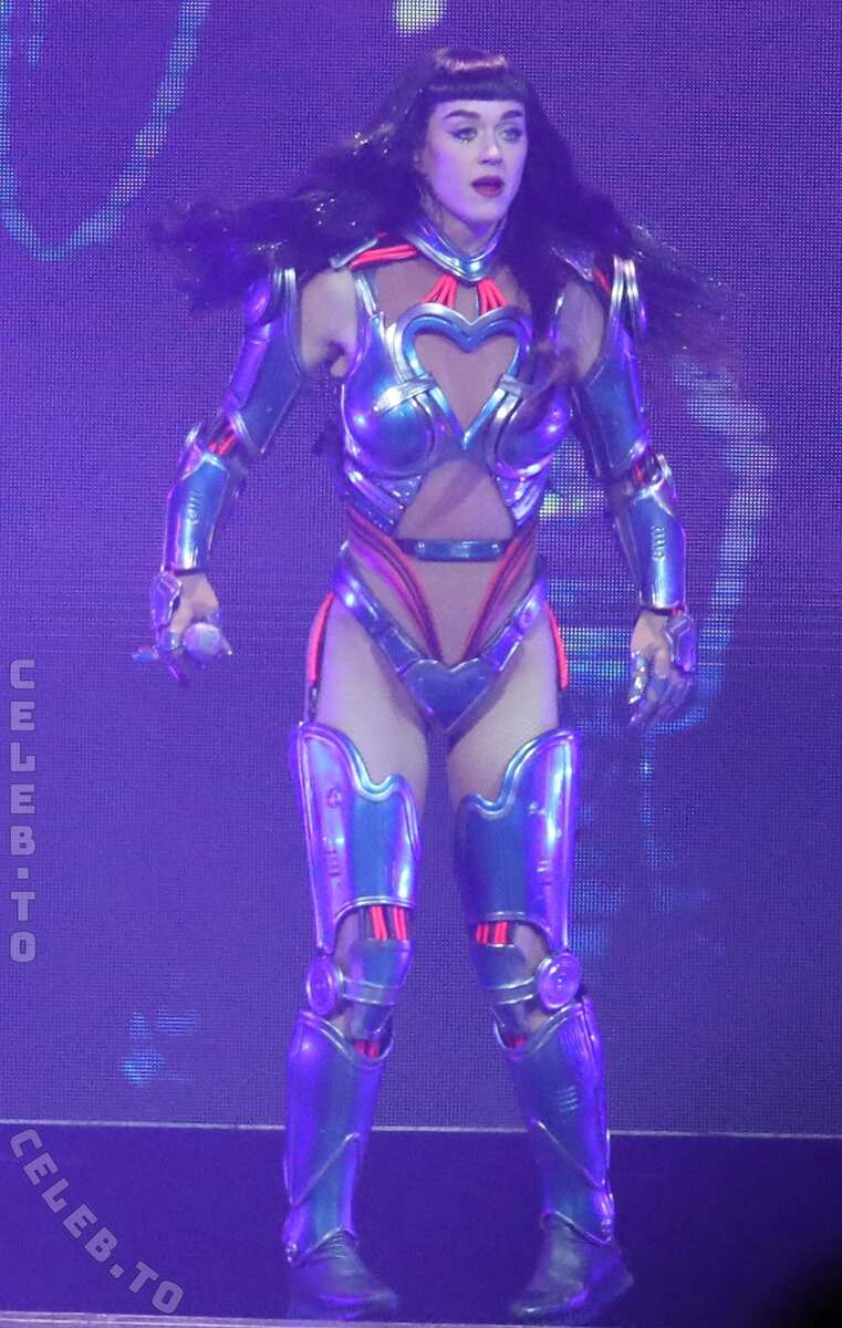 Katy Perry nude photo 2