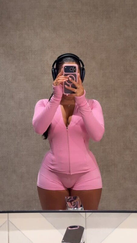 Katya Elise Henry nude photo 2