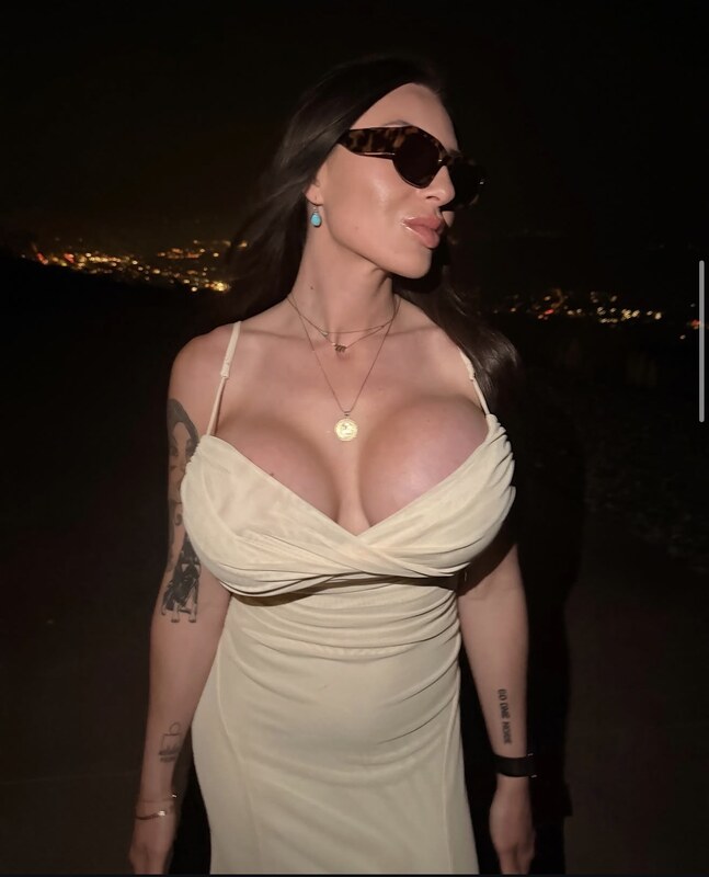 Kay7em nude photo 5