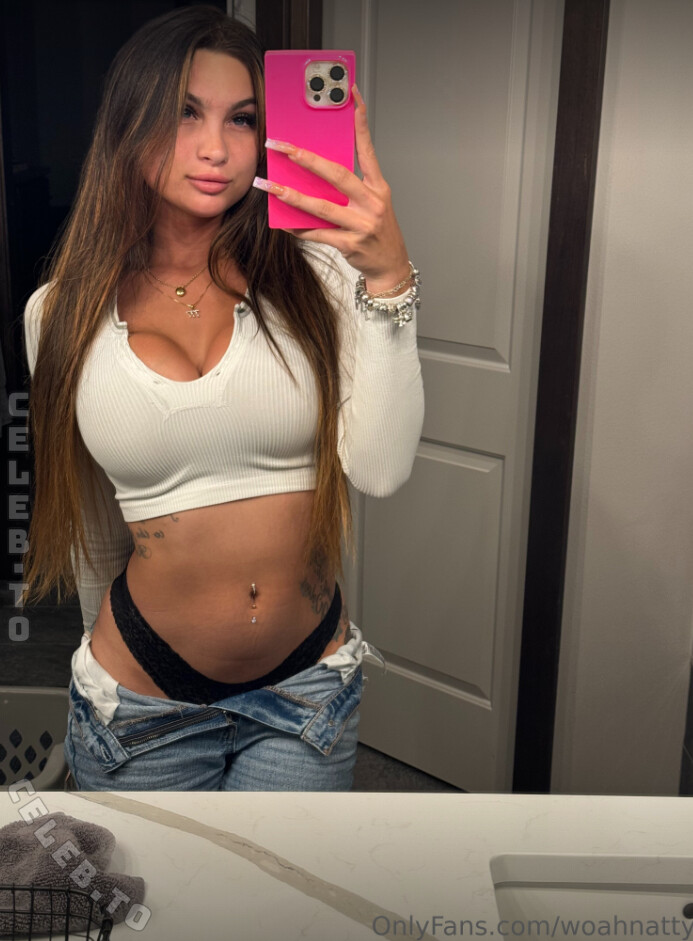 Kaybooz nude photo 4