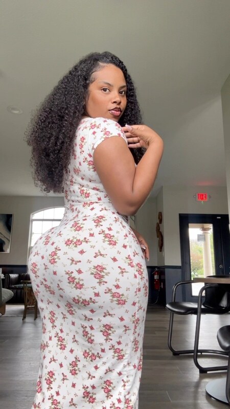 Kayla Henderson nude photo 9