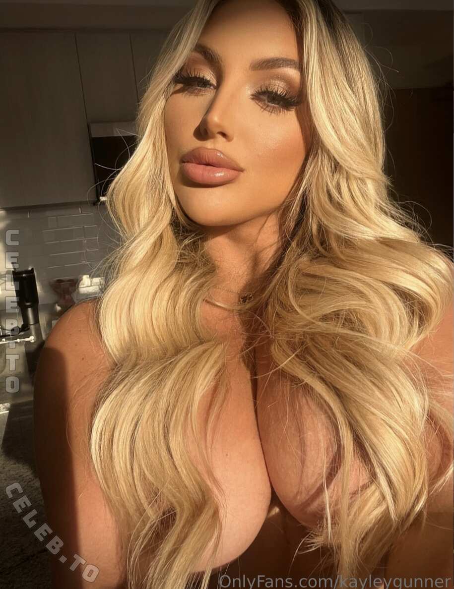 Kayley Gunner nude photo 1