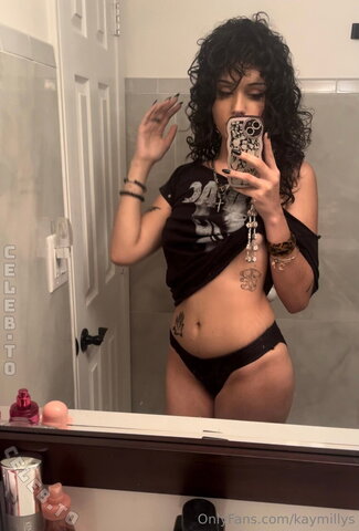 KayMillys nude photo 17