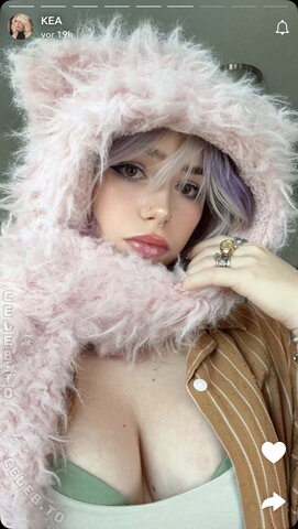 Keawave nude photo 6