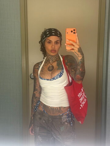 Kehlani nude photo 2