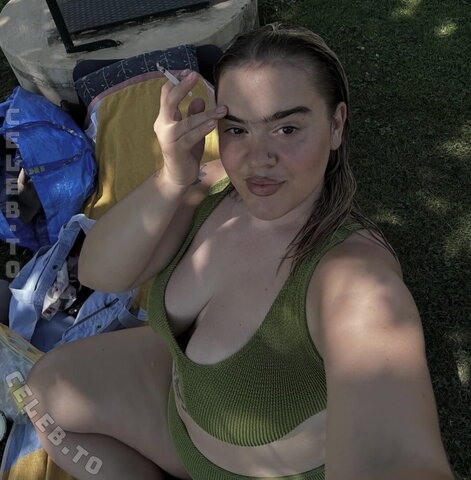 KeKe_offiziell nude photo 14