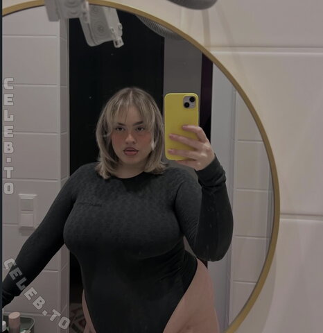 KeKe_offiziell nude photo 7