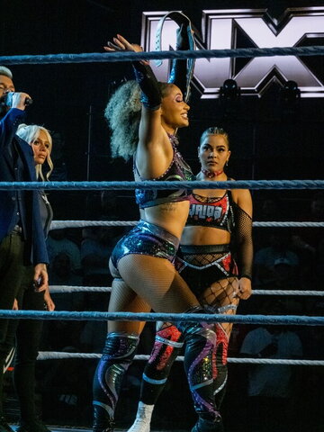 Kelani Jordan Hot (2 photos)