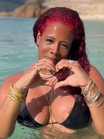 Kelis New (3 photos)
