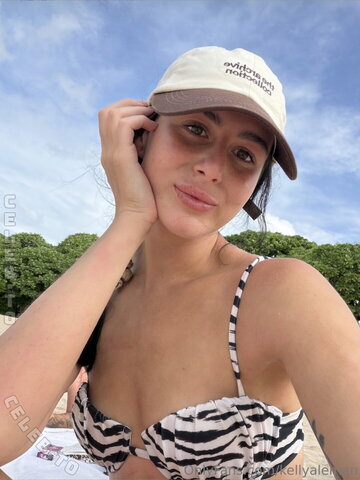 Kelly Aleman nude photo 25
