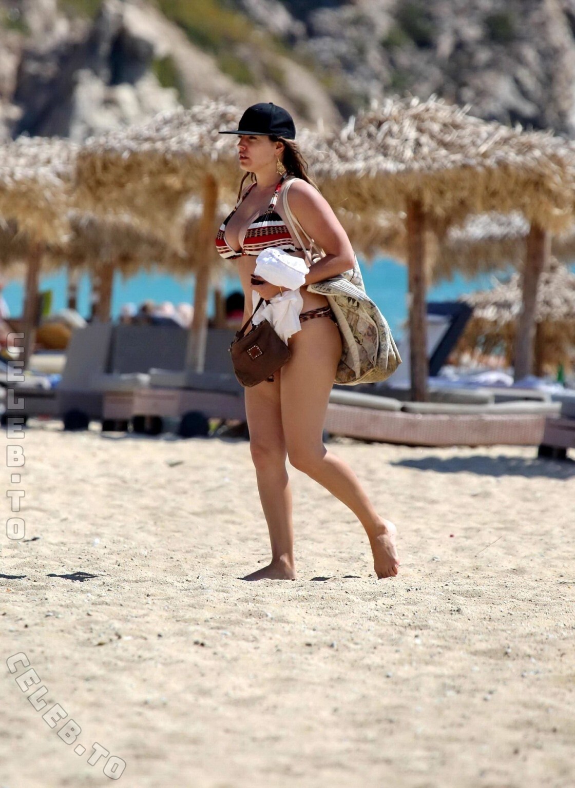 Kelly Brook nude photo 7