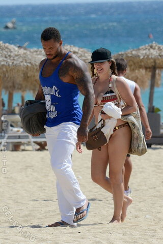 Kelly Brook nude photo 108