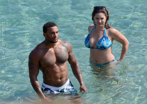 Kelly Brook nude photo 73