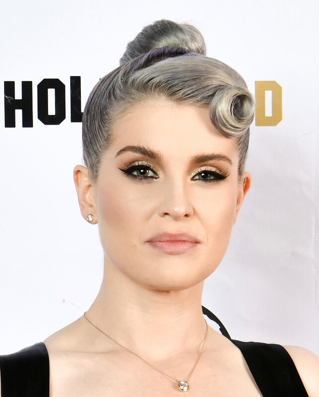 Kelly Osbourne nude photo 2