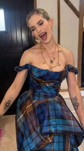 Kelly Osbourne New (2 photos)