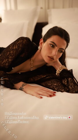 Kelly Piquet nude photo 15
