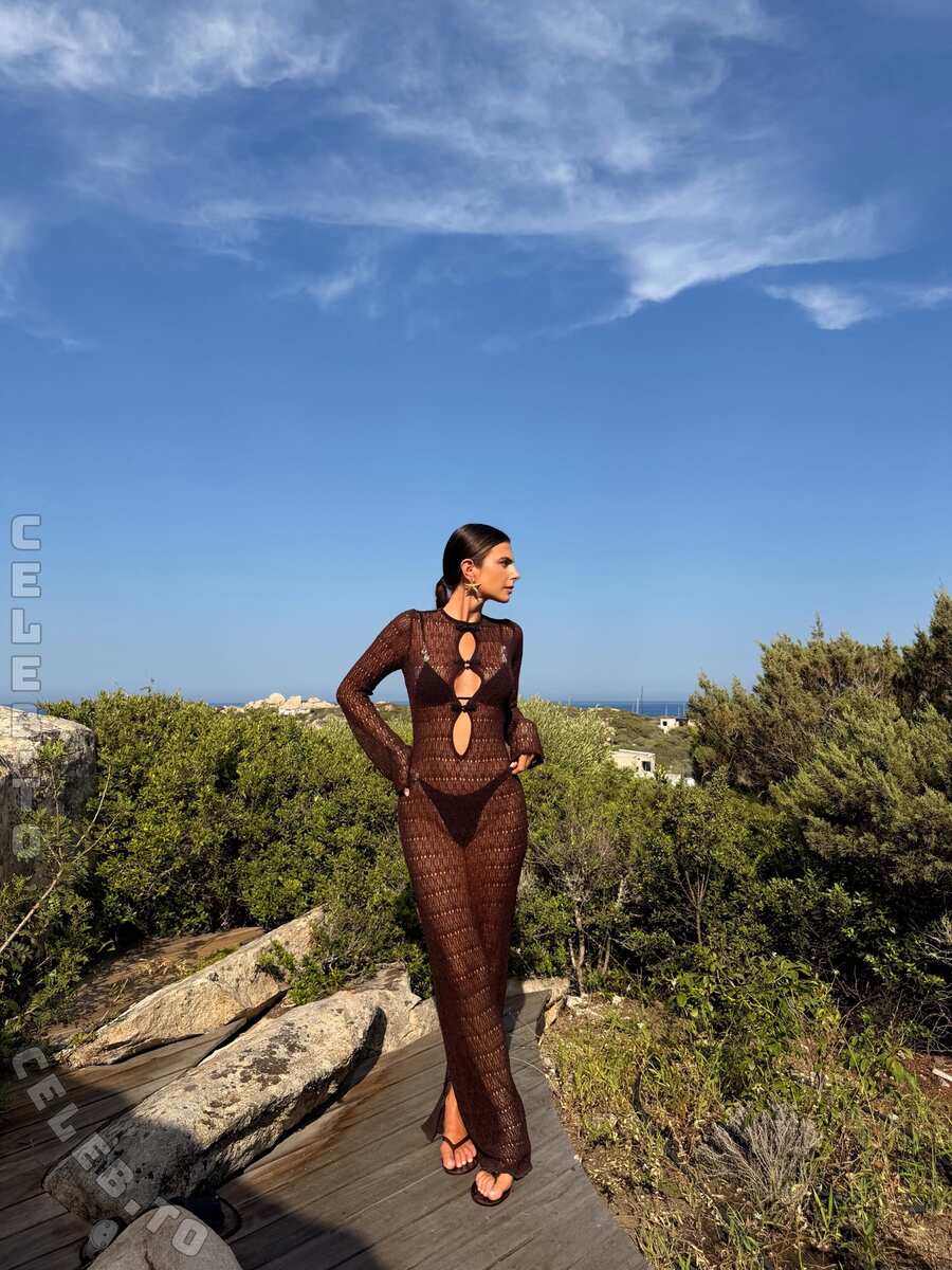 Kelly Piquet nude photo 1