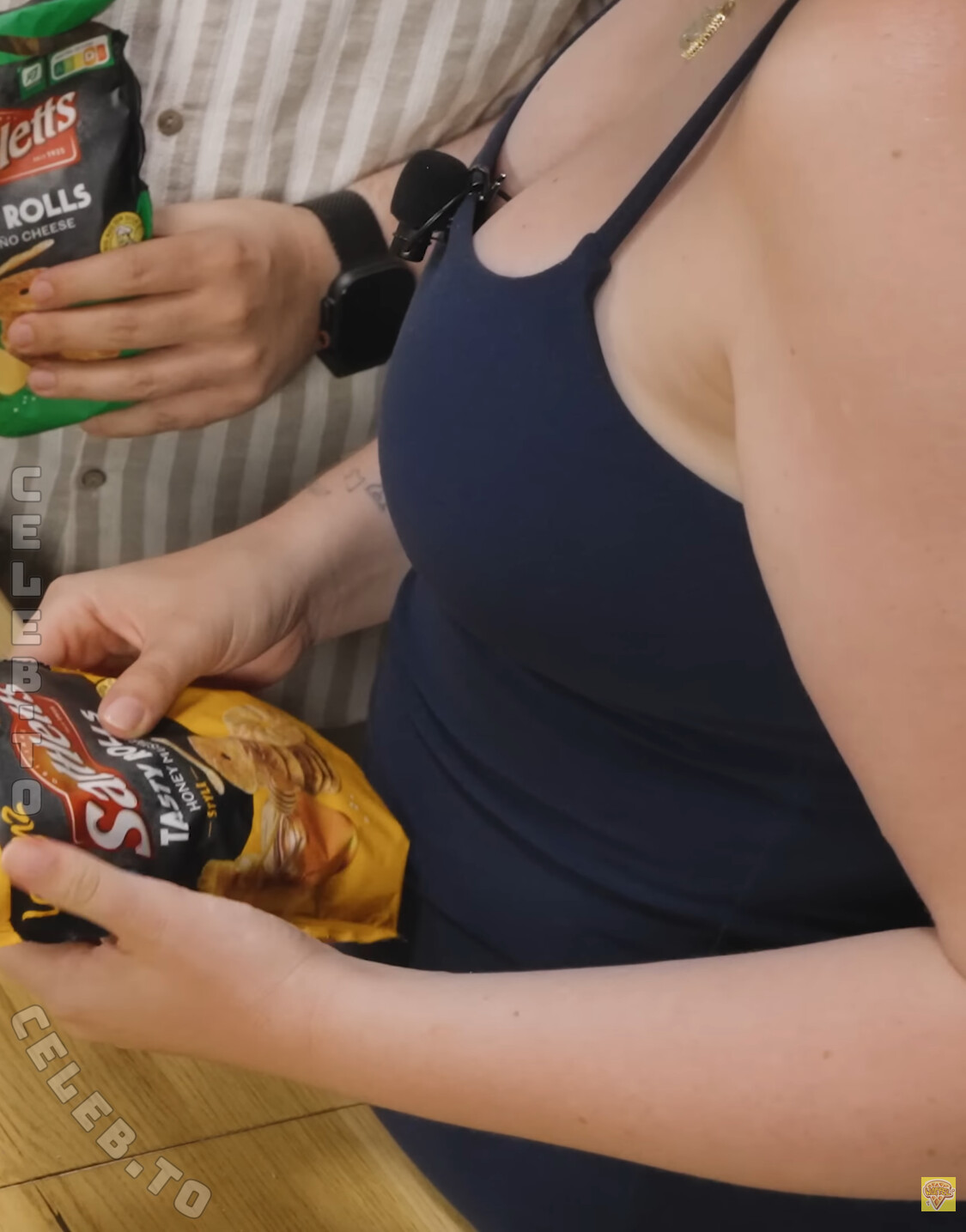 KellyMissesvlog nude photo 2