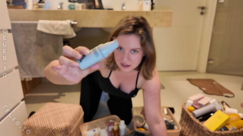 KellyMissesvlog nude photo 21