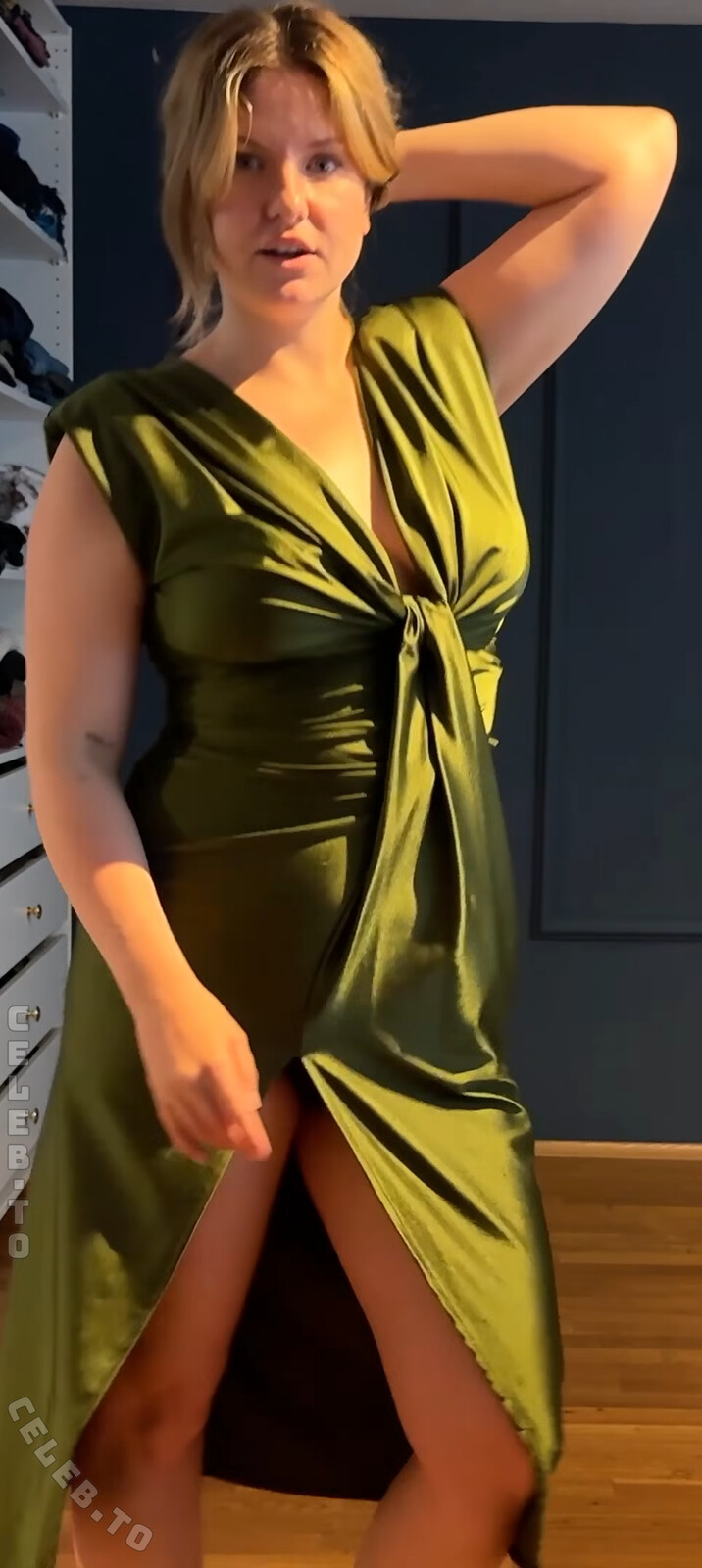 KellyMissesvlog nude photo 6