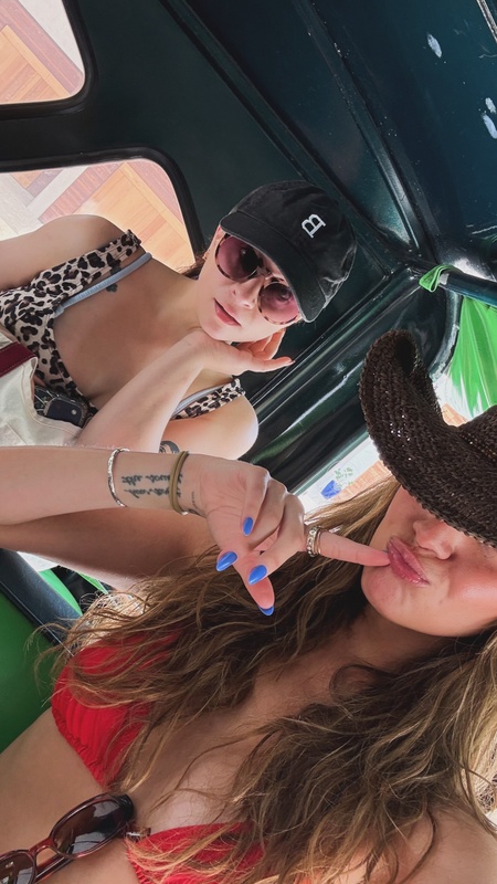 Kelsea Ballerini nude photo 1