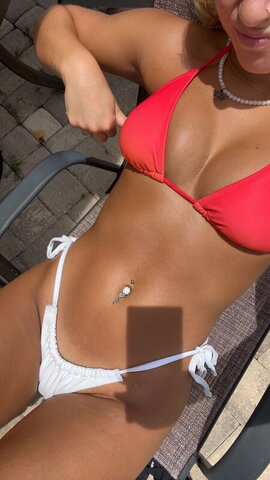 Kelsey Lospitalier Sexy (7 photos)