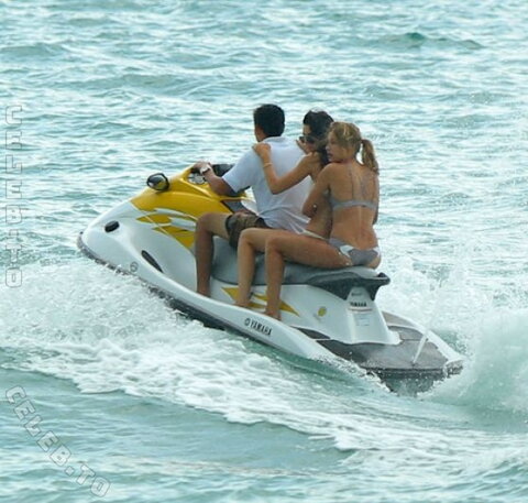 Kendall Jenner nude photo 143