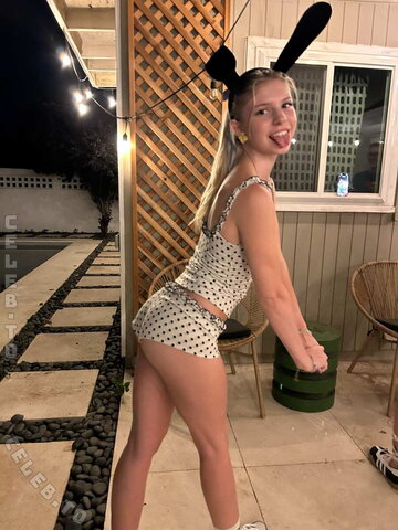 Kendalljenson nude photo 15