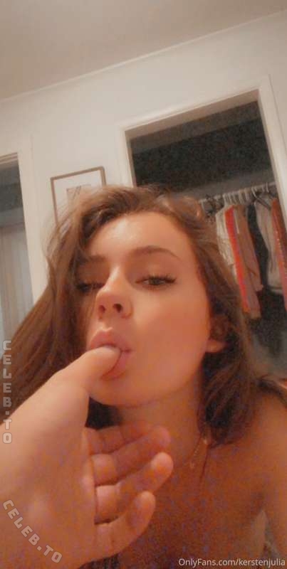 Kersten Julia nude photo 11