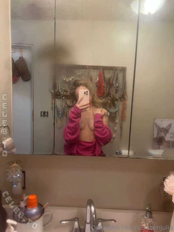 Kersten Julia nude photo 11