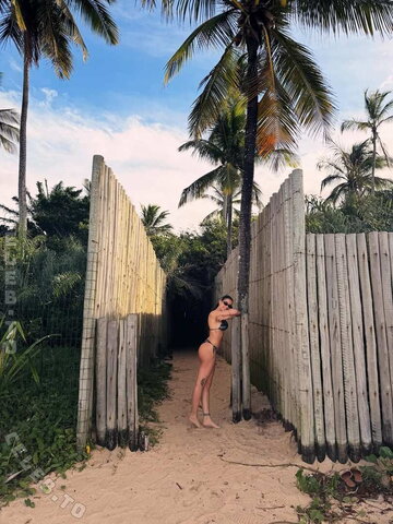 Key Alves nude photo 34