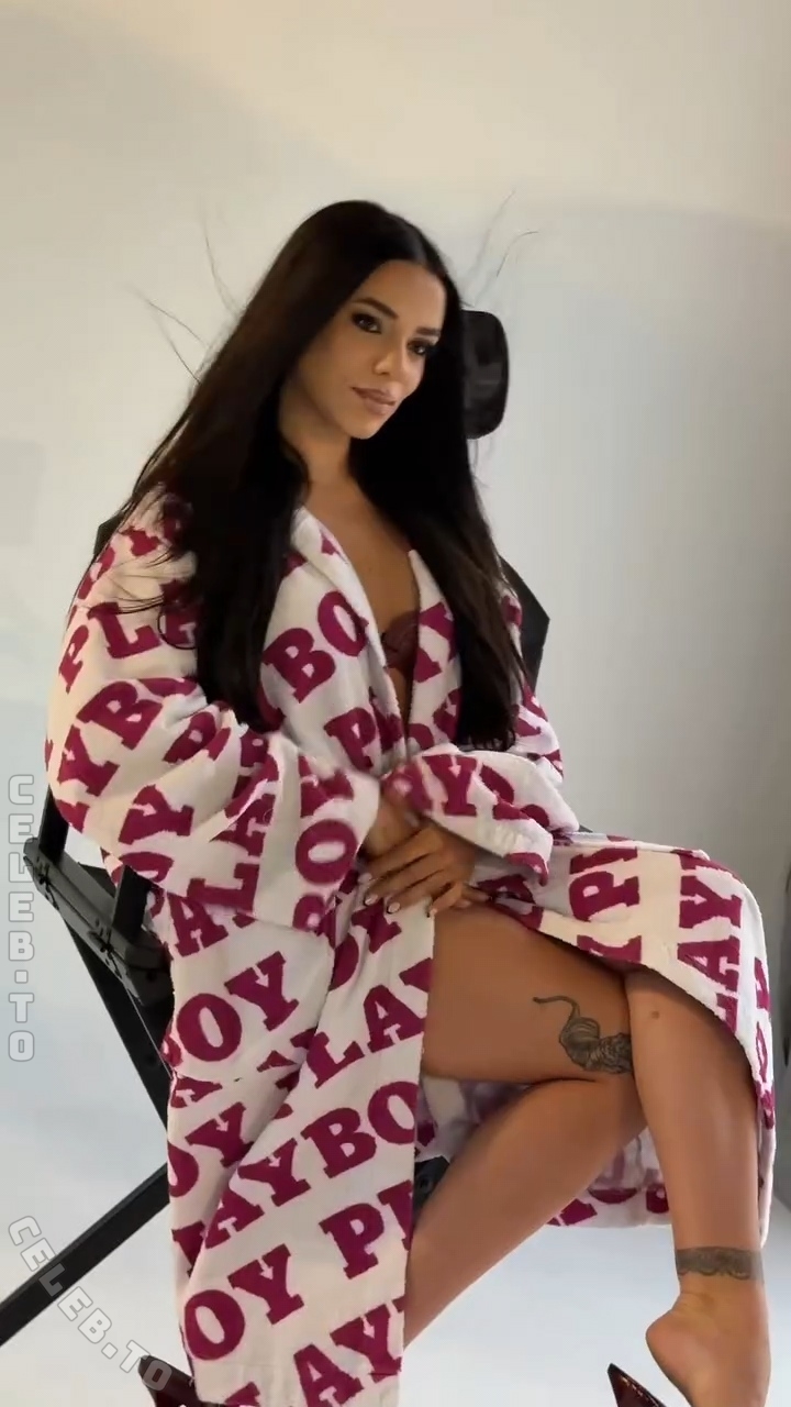 Key Alves nude photo 2