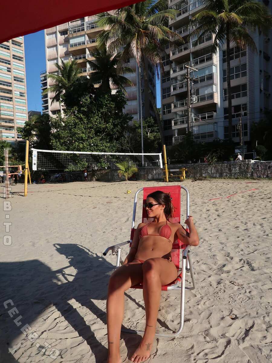 Key Alves nude photo 6