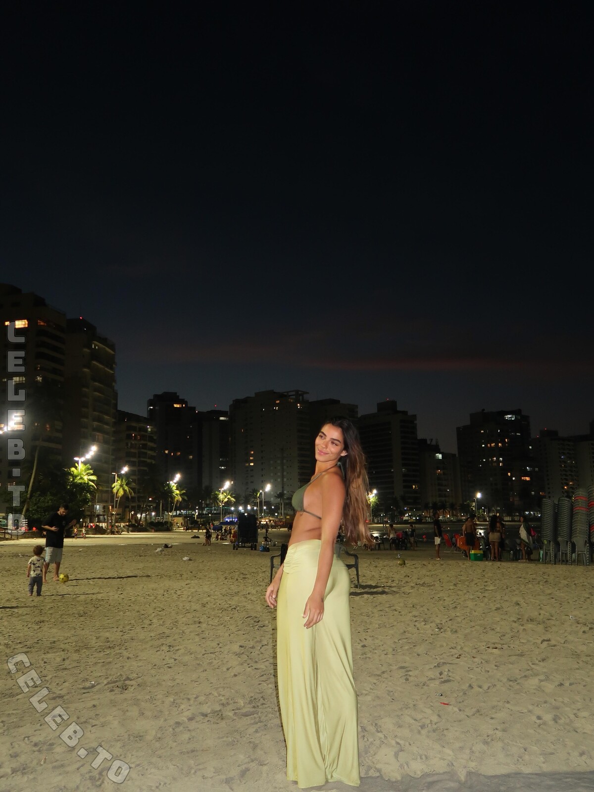 Key Alves nude photo 10
