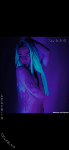 Keytohell nude photo 8