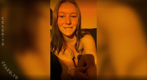 Kiara Djimsiti – watch me how I fuck my pussy tighter and tighter 🥵🖐🏼💦💦💦