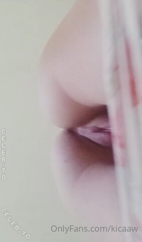 Kicaaw nude photo 21