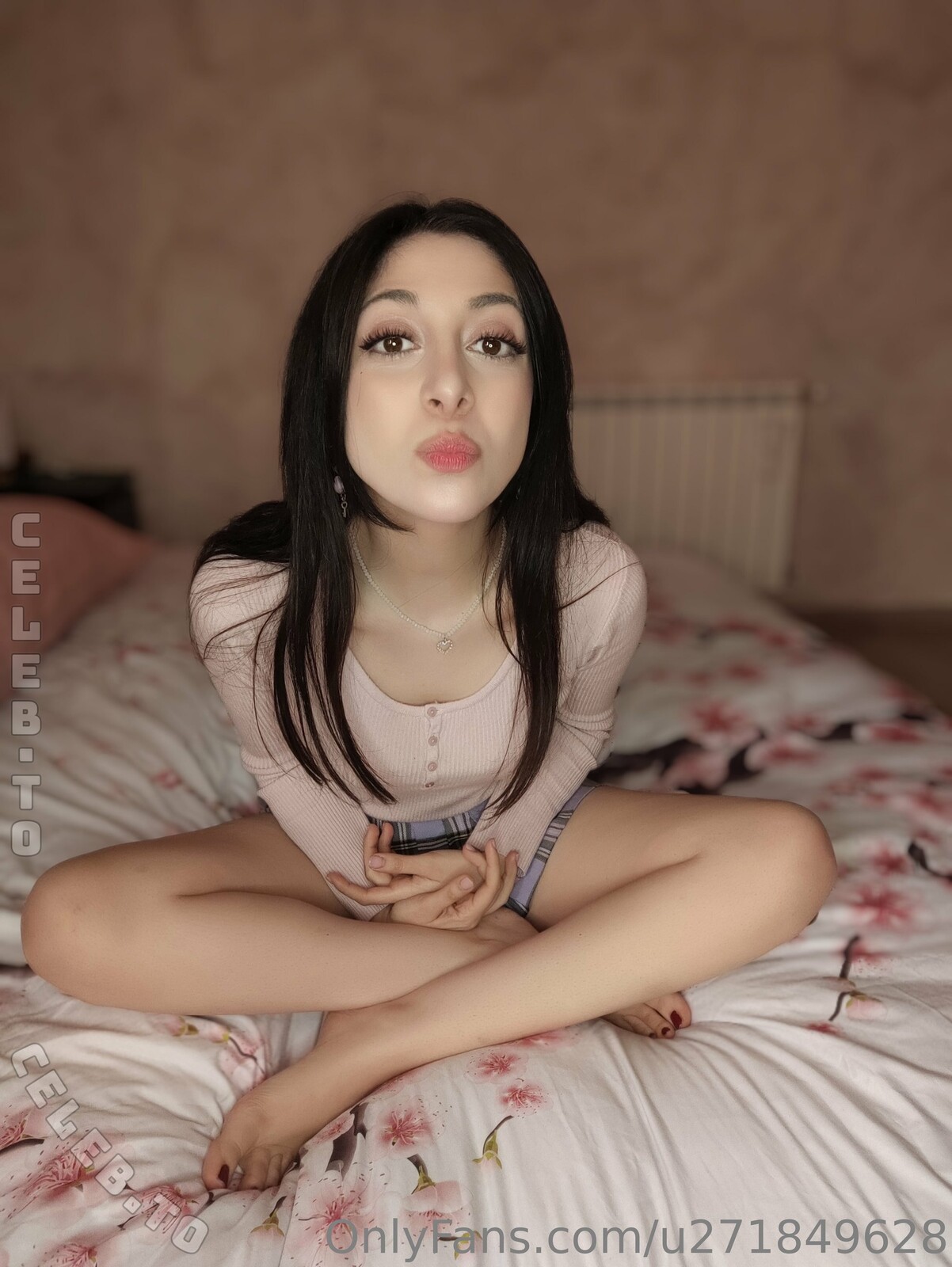KiKi ASMR nude photo 6