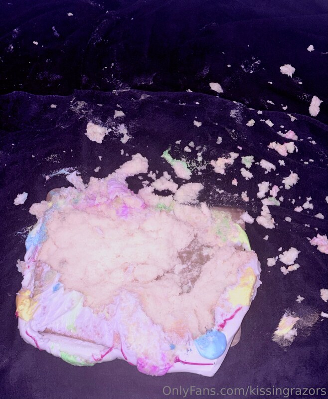 Killkels nude photo 30