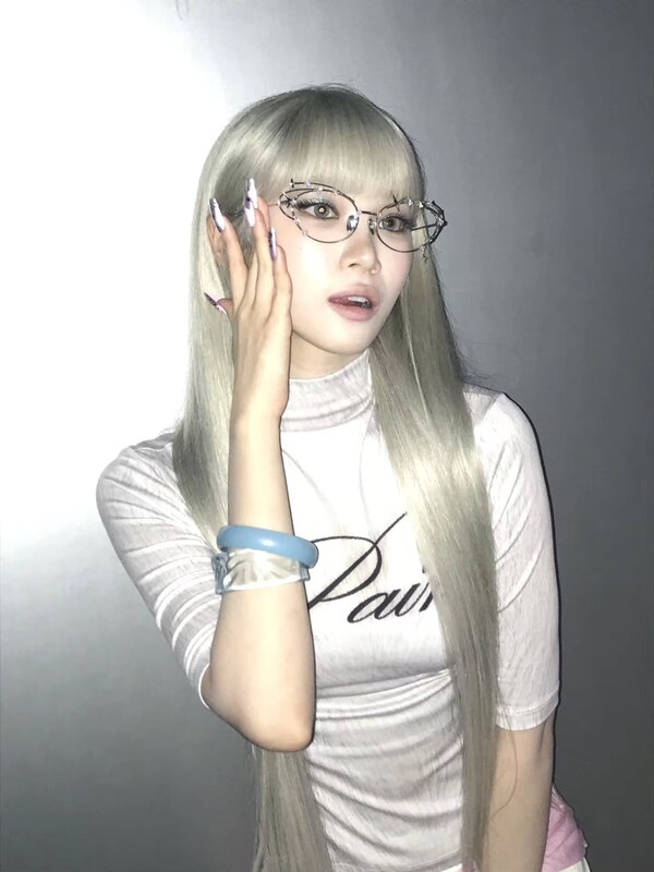 Kim Chaewon nude photo 7