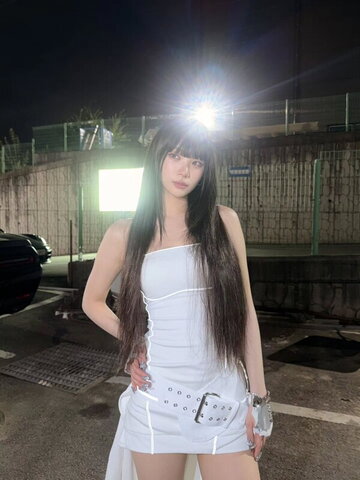 Kim Chaewon nude photo 68