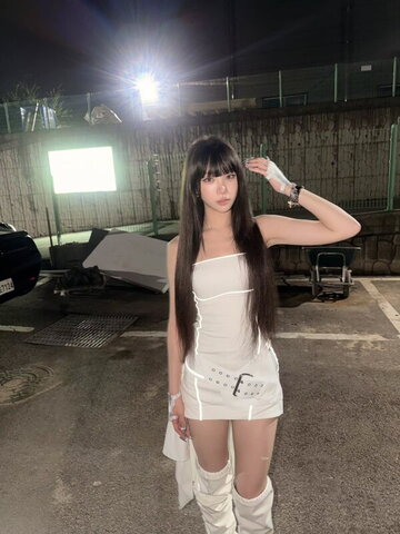 Kim Chaewon nude photo 64