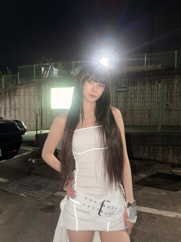 Kim Chaewon nude photo 60