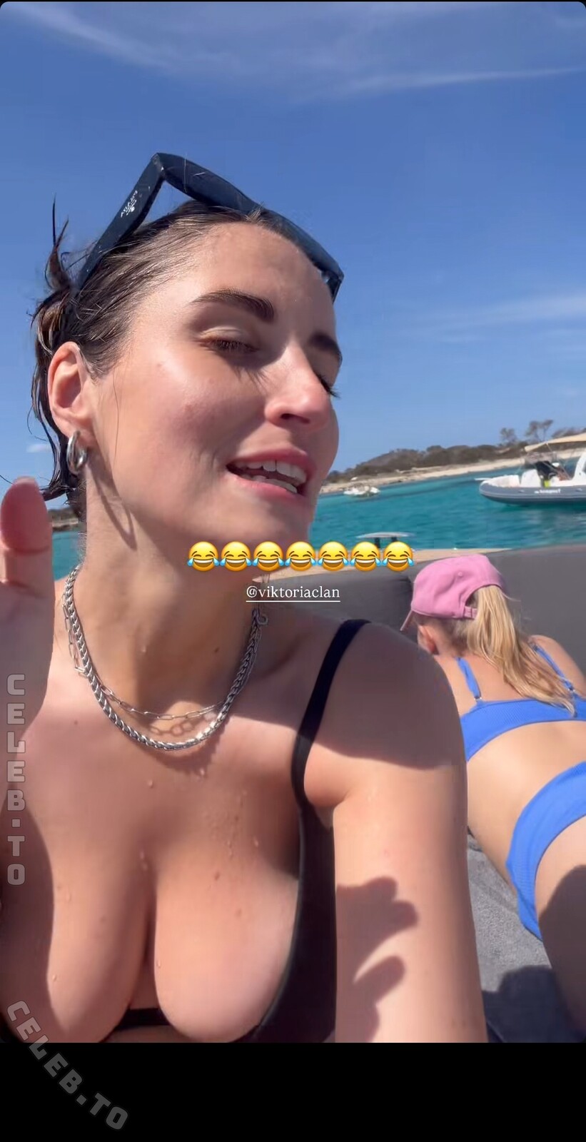 Kim Füngeling nude photo 2