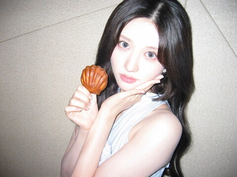 Kim Ga-eul Fresh (8 photos)