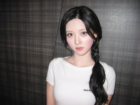 Kim Ga-eul nude photo 12